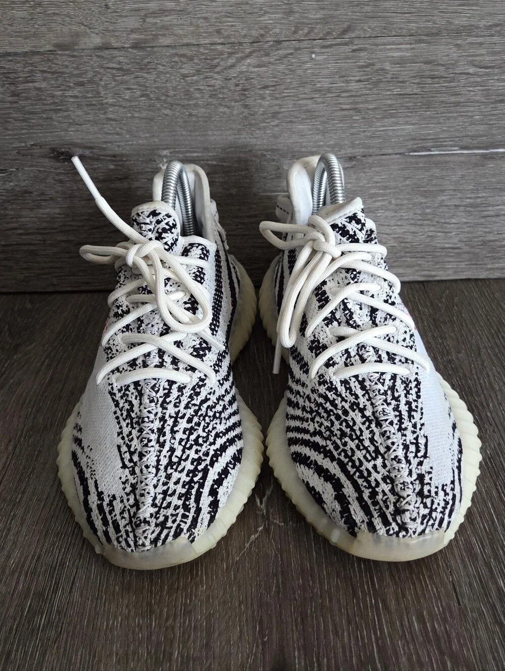 Adidas Yeezy Boost 350 V2 Zebra CP9654 Size 6 Pre-Owned